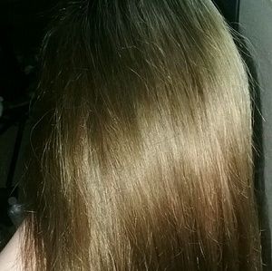 100%  Remy Brazilian Human hair wig.  u part wig.